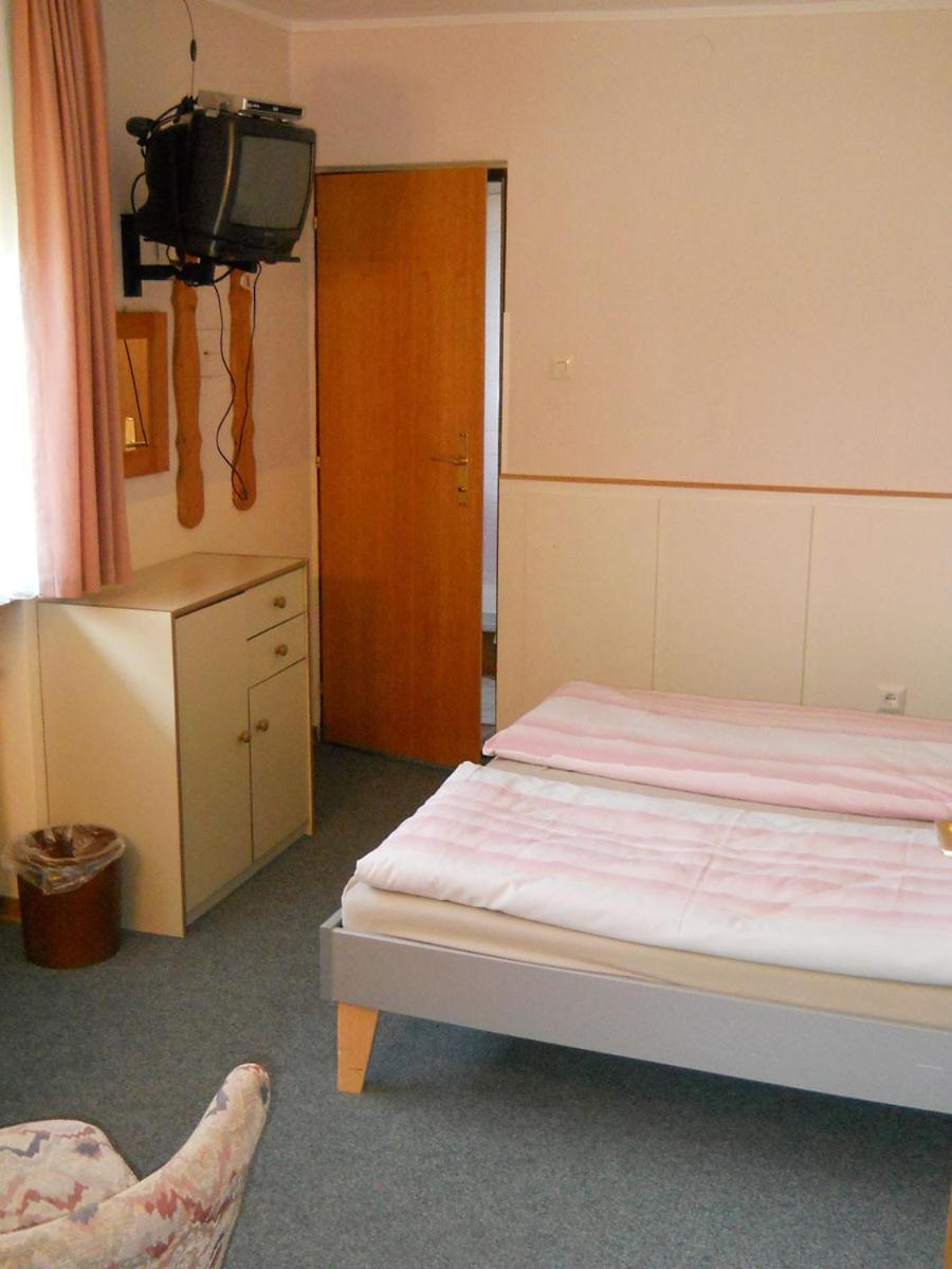 インスブルックHaus Strattonアパートメント エクステリア 写真